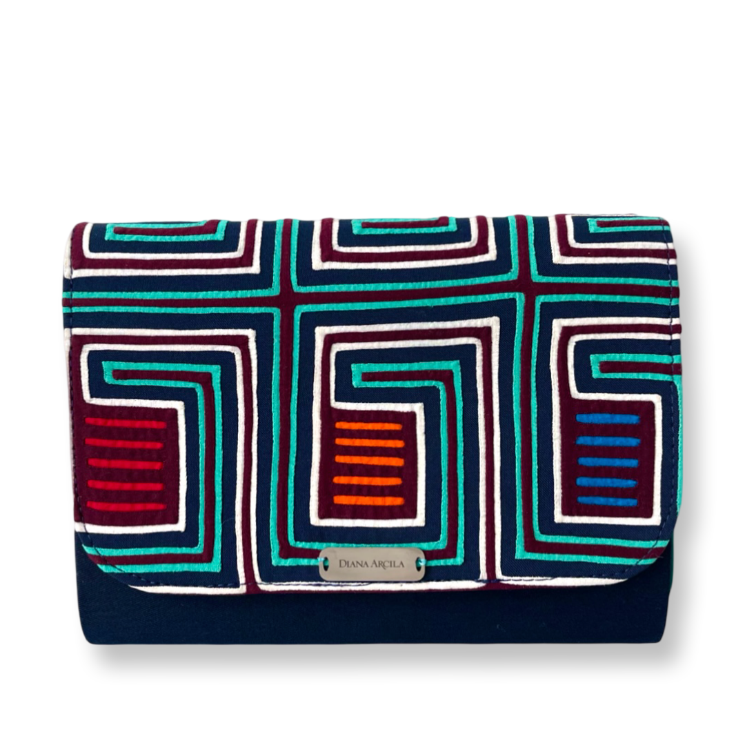 Leila Clutch
