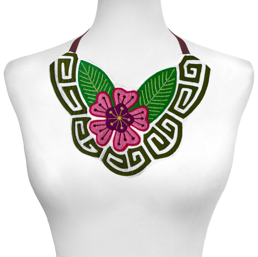 Mola Neck