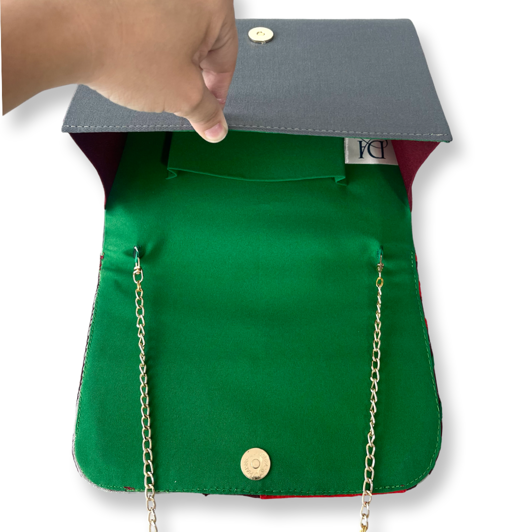 Leila Clutch
