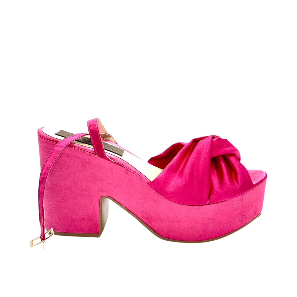 Pink platform