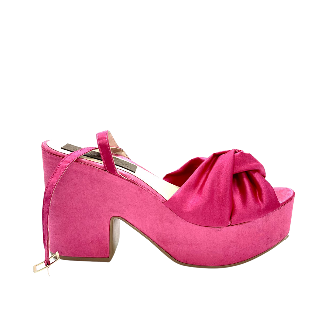 Pink platform