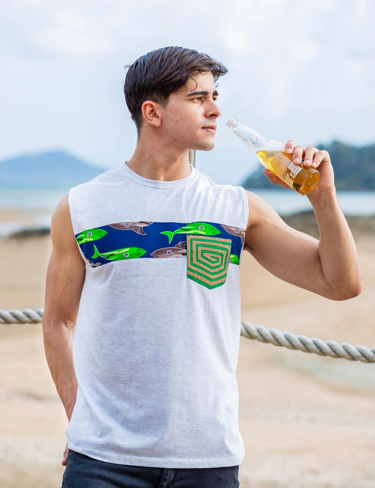 Mola t-shirt